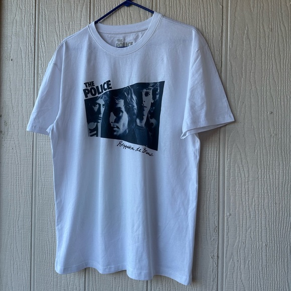 NWOT The Police Reggatta De Blanc Graphic T-Shirt - Picture 8 of 9